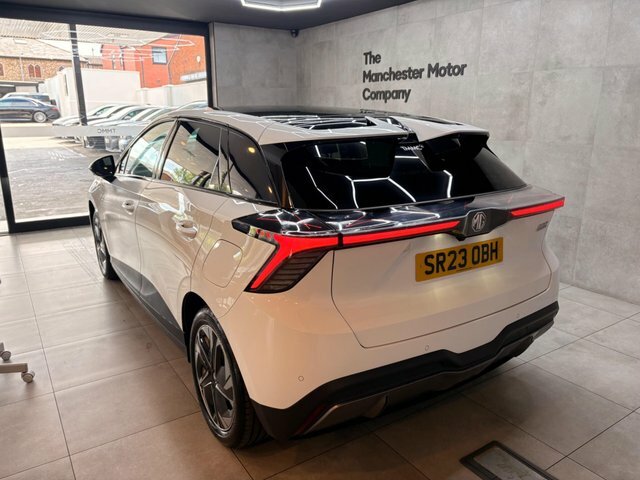 MG MG4 2023 64Kwh Trophy Long Range SR23OBH White #6
