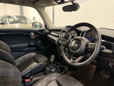 Mini Hatch 2.0 Cooper Sd YB67NMO Orange #4