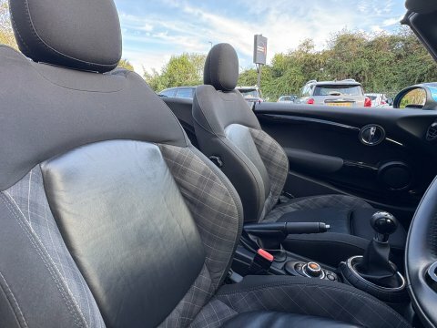 Mini Convertible Cooper Silver #4