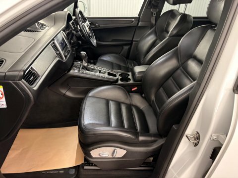 Porsche Macan 3.0T V6 Gts HF66OEG White #4