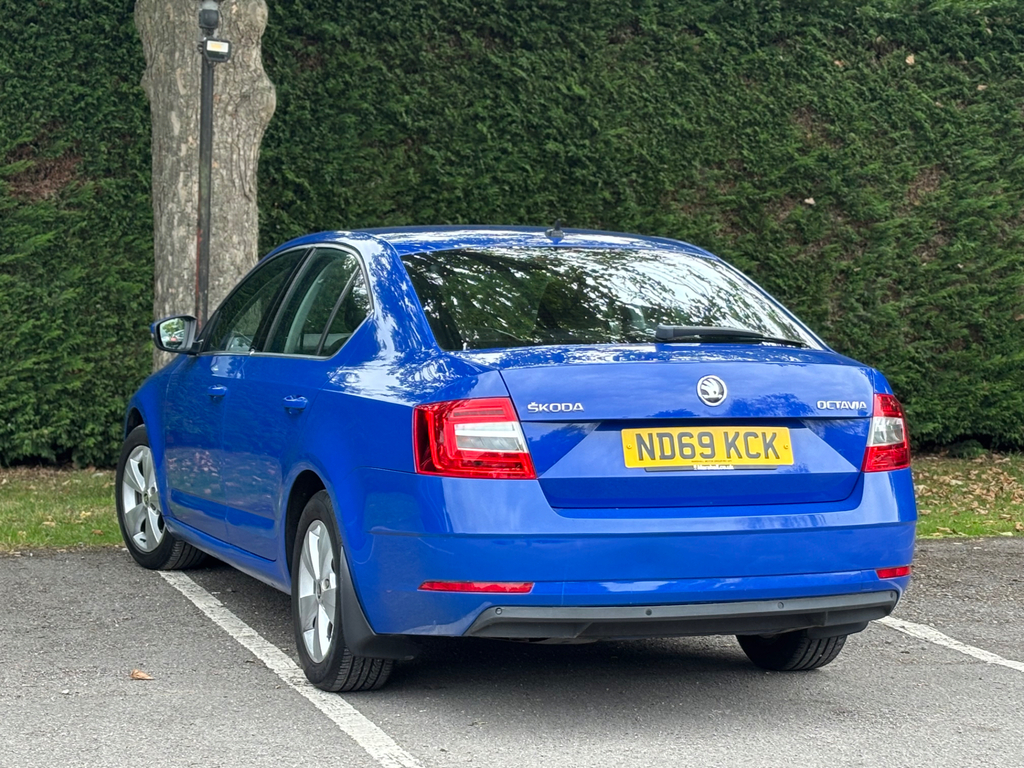 Skoda Octavia 1.0 Tsi Se Technology Blue #6