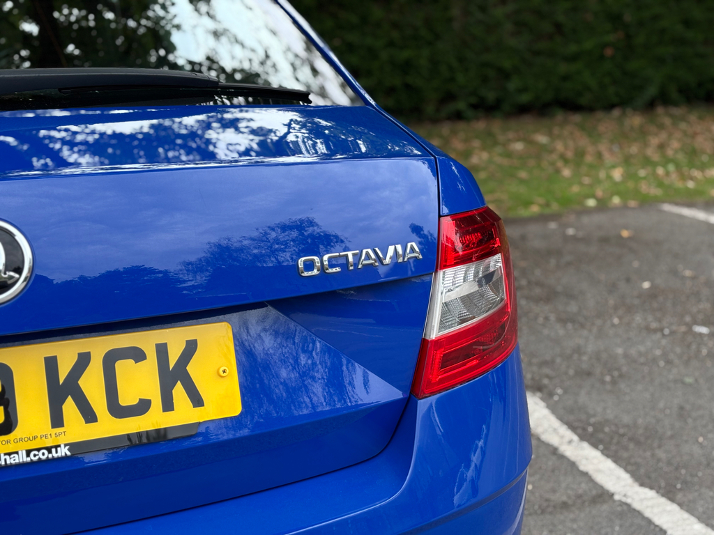 Skoda Octavia 1.0 Tsi Se Technology Blue #4