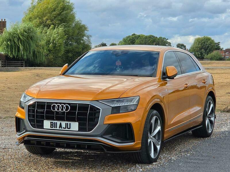 Audi Q8  White #7