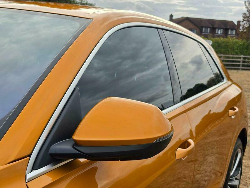 Audi Q8  White #44