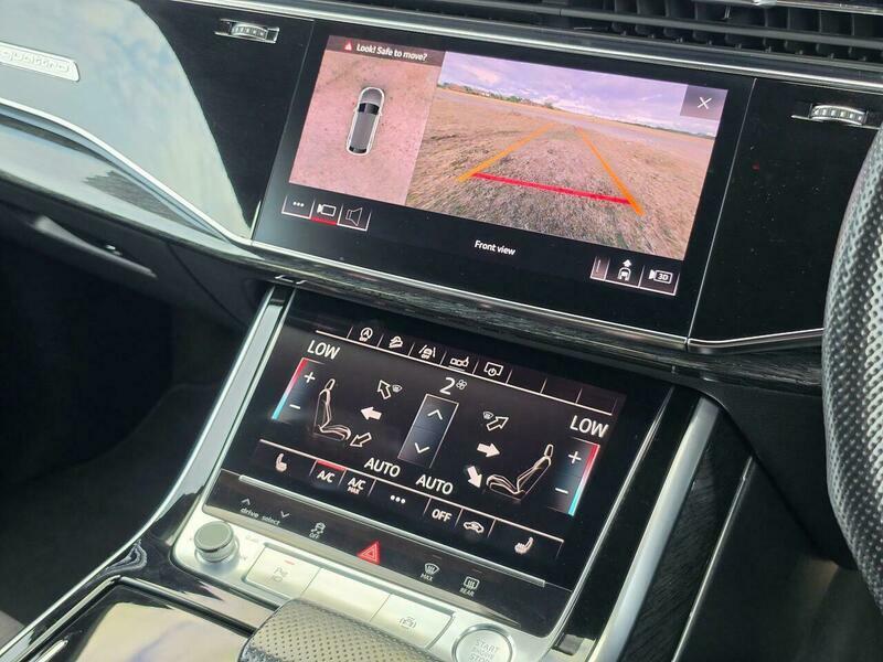 Audi Q8  White #42