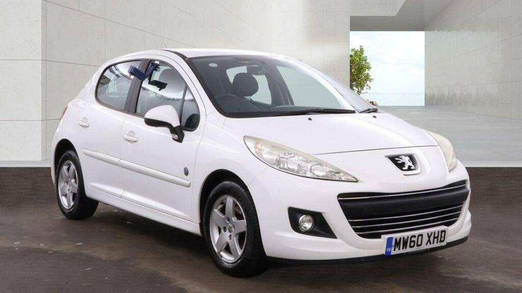 Peugeot 207 Hatchback 1.4 Envy Euro 5 201160 White