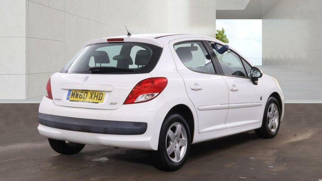 Peugeot 207 Hatchback 1.4 Envy Euro 5 201160 White #6