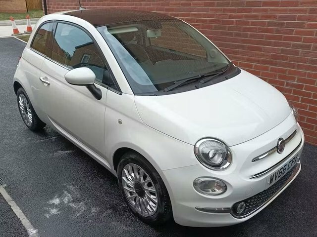 Fiat 500 Lounge Hatchback White