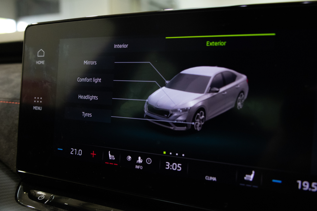 Skoda Octavia Se Technology White #26