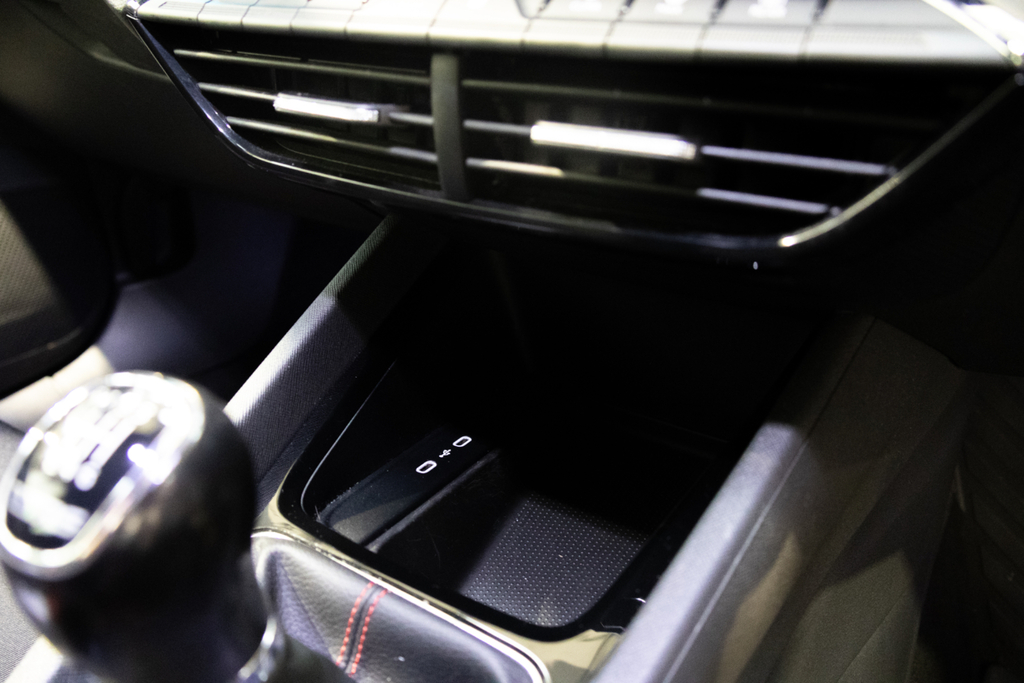 Skoda Octavia Se Technology White #19