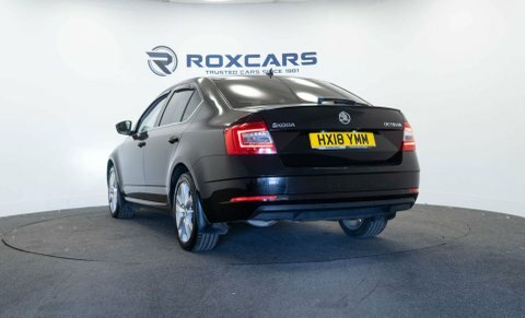 Skoda Octavia Se L Tsi Dsg HX18YMM Black #5