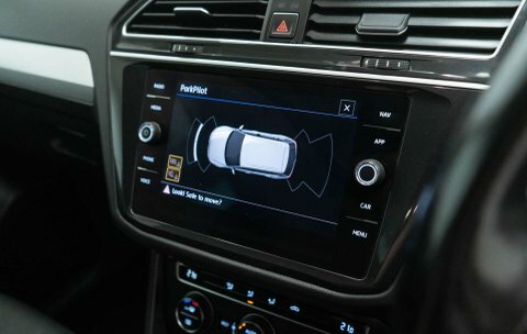 Volkswagen Tiguan 2L Se Navigation Grey #24