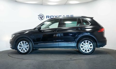 Volkswagen Tiguan Se Nav Tdi Bmt 4Motion FV18UYZ Black #4