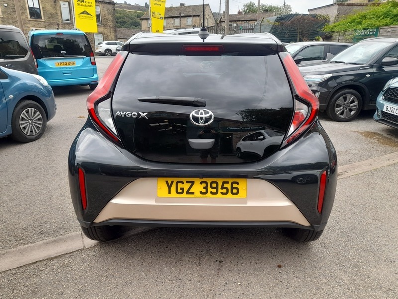 Toyota Aygo Vvt-i Edge Only Beige #6