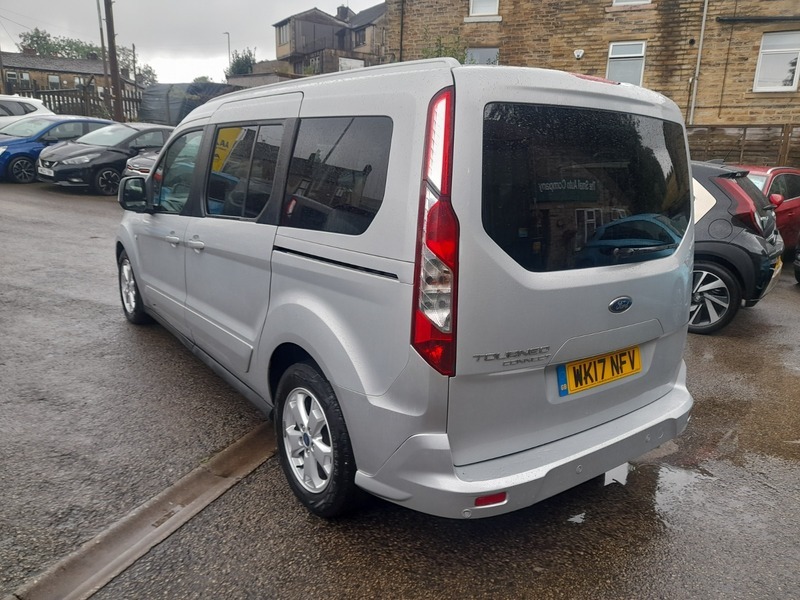 Ford Grand Tourneo Connect Grand Titanium 1.5Tdci Silver #5