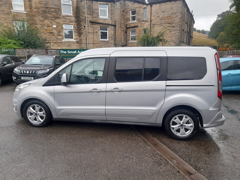 Ford Grand Tourneo Connect Grand Titanium 1.5Tdci Silver #6