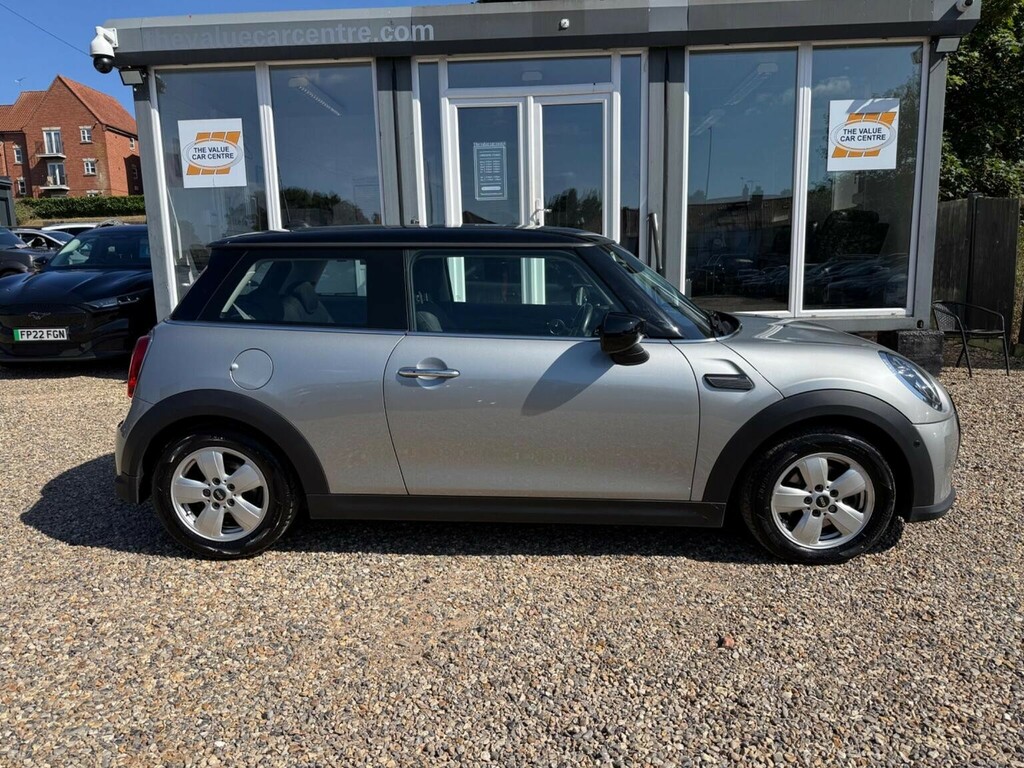Mini Hatch Hatchback 1.5 Cooper Classic Steptronic Euro 6 S KF23EUM Silver #2