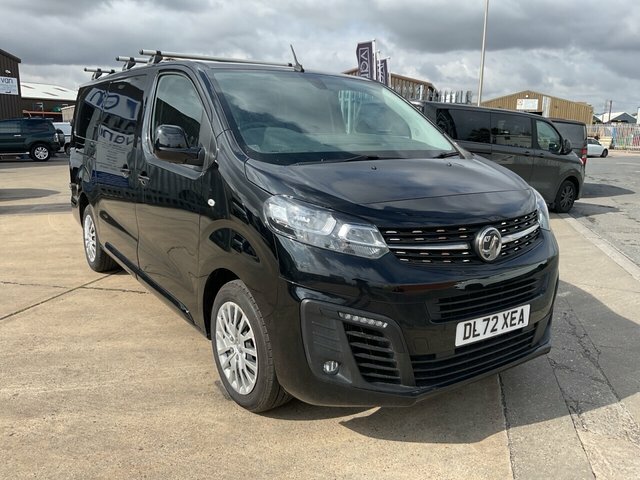 Vauxhall Vivaro 2.0 Turbo D 3100 Pro Panel Van 6Dr L Black
