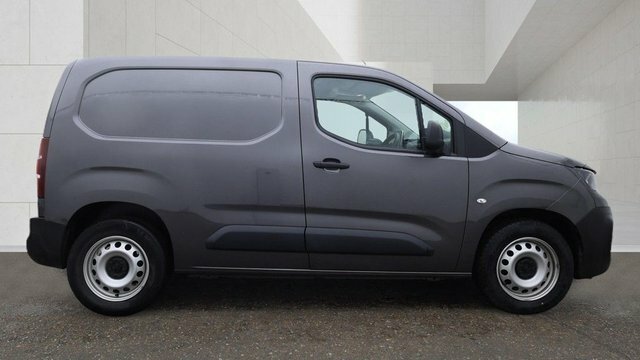 Peugeot E-Partner 800 50Kwh Professional Premium Standard Panel Va Grey #5