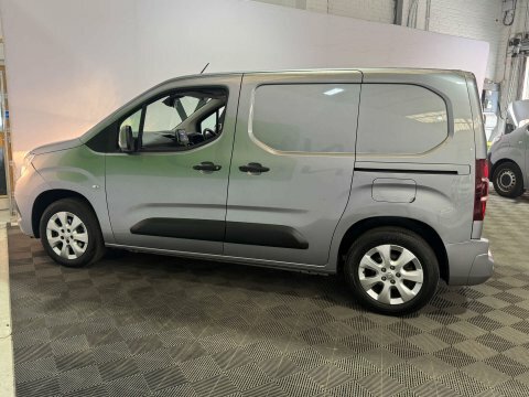 Vauxhall Combo 2021 71 2000 DY71LLR Grey #4
