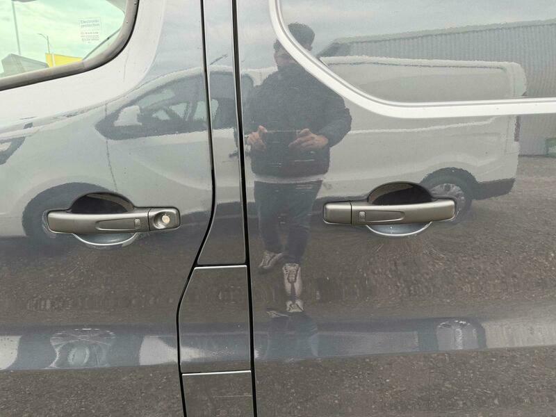 Renault Trafic Grey #22