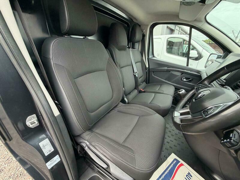 Renault Trafic Grey #29