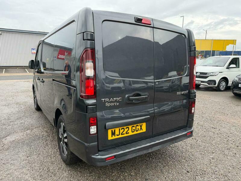 Renault Trafic Grey #7