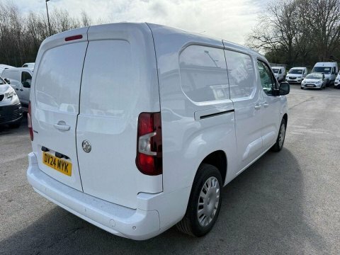 Vauxhall Combo 1.5 Combo 2300 DV24MYK White #5