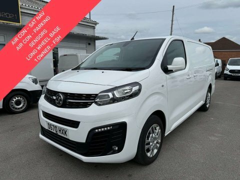 Vauxhall Vivaro 1.5 Vivaro 2900 White