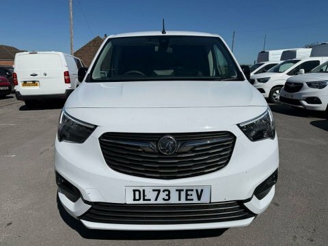 Vauxhall Combo 1.5 Combo 2300 DL73TEV White #2