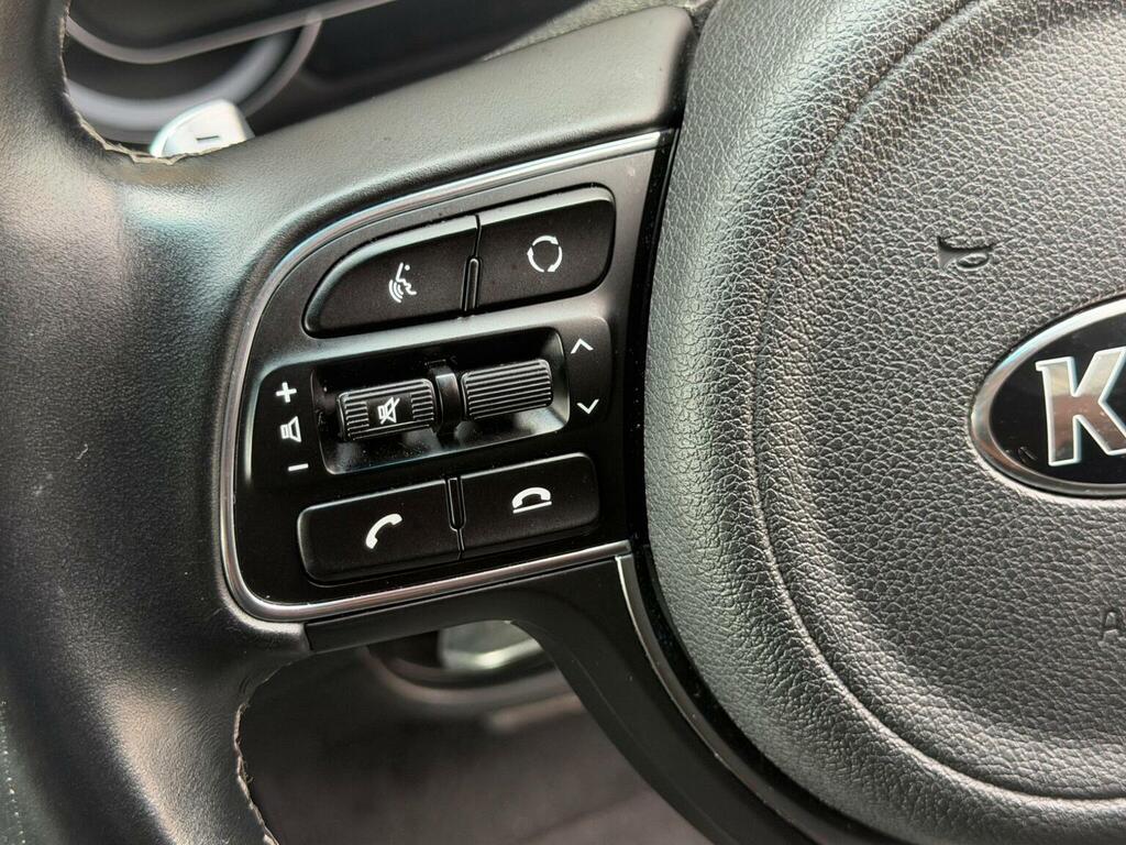 Kia Niro 4 Black #26