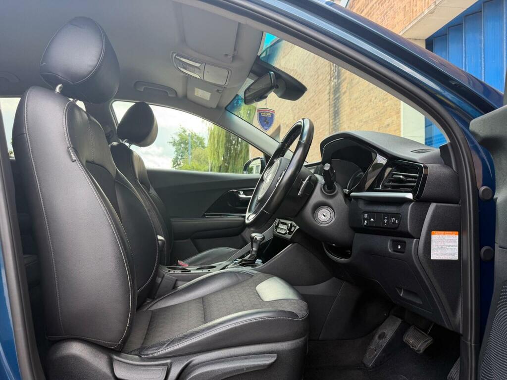 Kia Niro 4 Black #16
