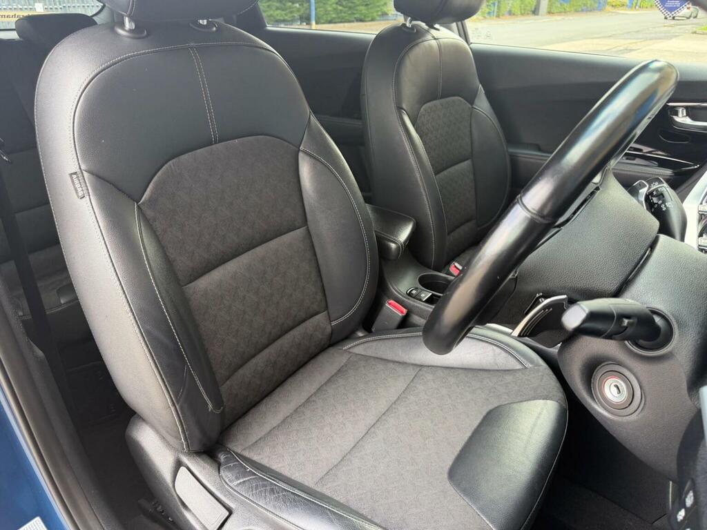 Kia Niro 4 Black #17