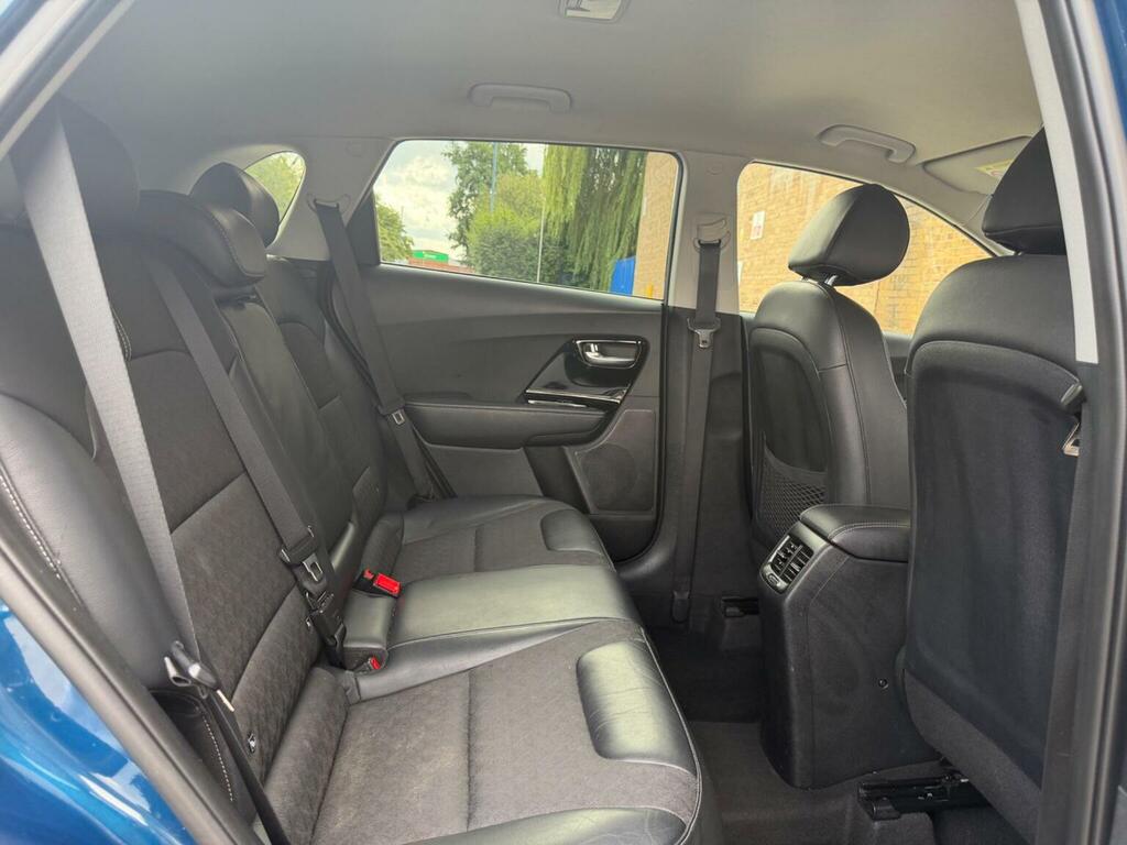 Kia Niro 4 Black #18