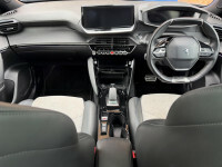 Peugeot e-2008 Automatic White #48