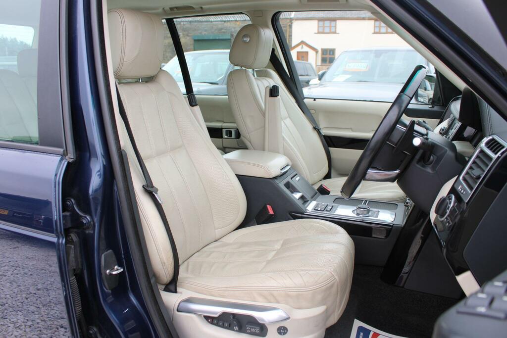 Land Rover Range Rover  White #9