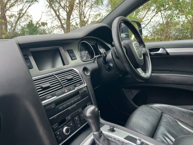 Audi Q7  Silver #13