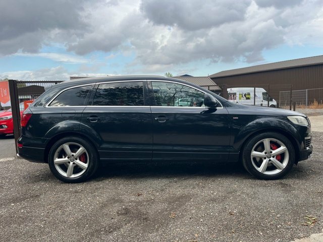 Audi Q7  Silver #7