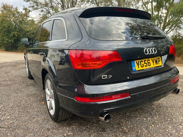 Audi Q7  Silver #10