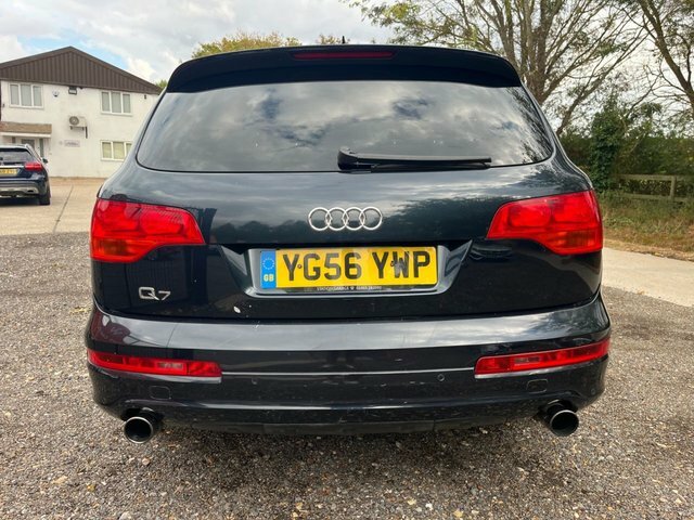 Audi Q7  Silver #9