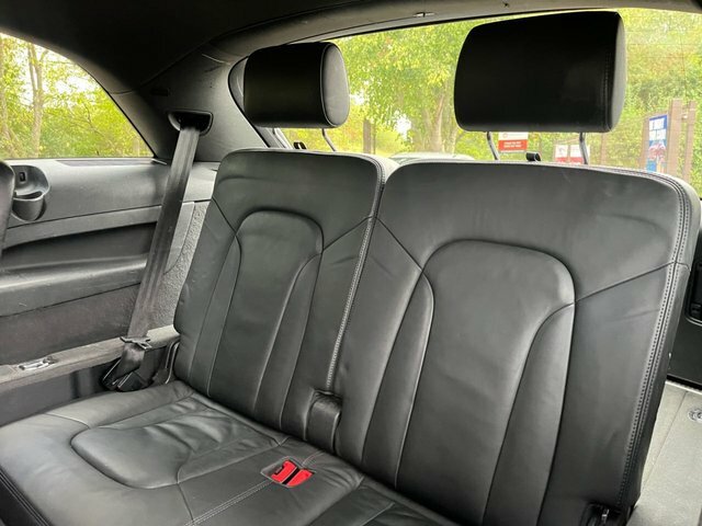 Audi Q7  Silver #11