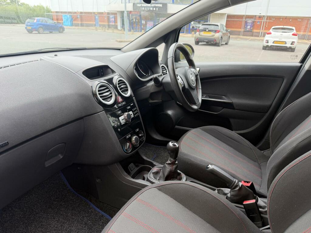 Vauxhall Corsa 1.4 16V Sri Euro 5 Black #18