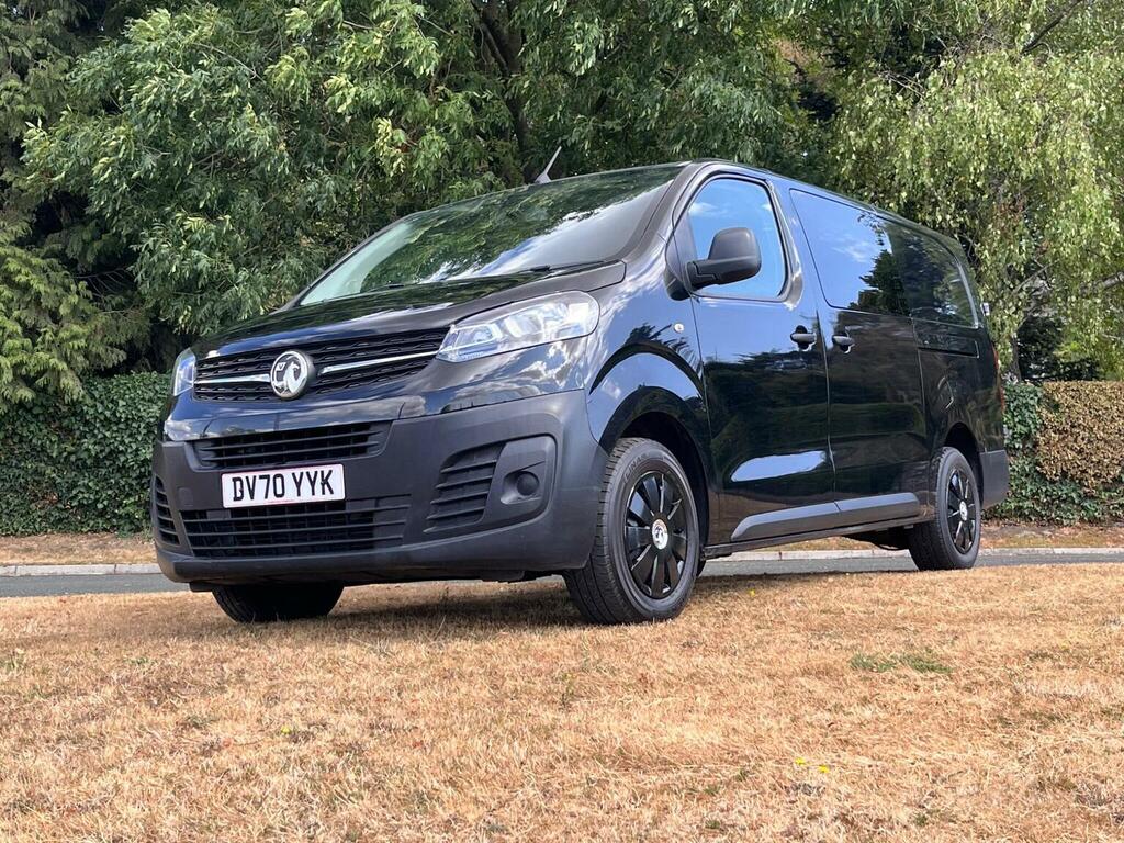 Vauxhall Vivaro Panel Van 1.5 Turbo D 2900 Dynamic L2 H1 Euro 6 S Black