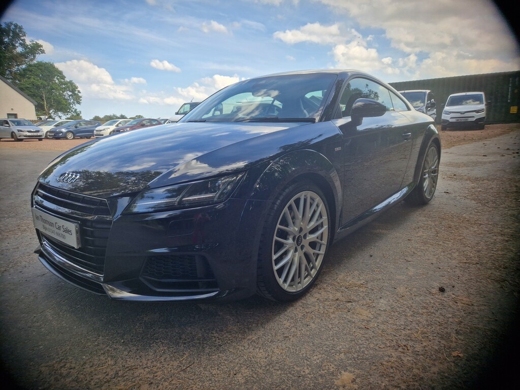 Audi TT 2.0 Tfsi S Line LL66NPN Black #2