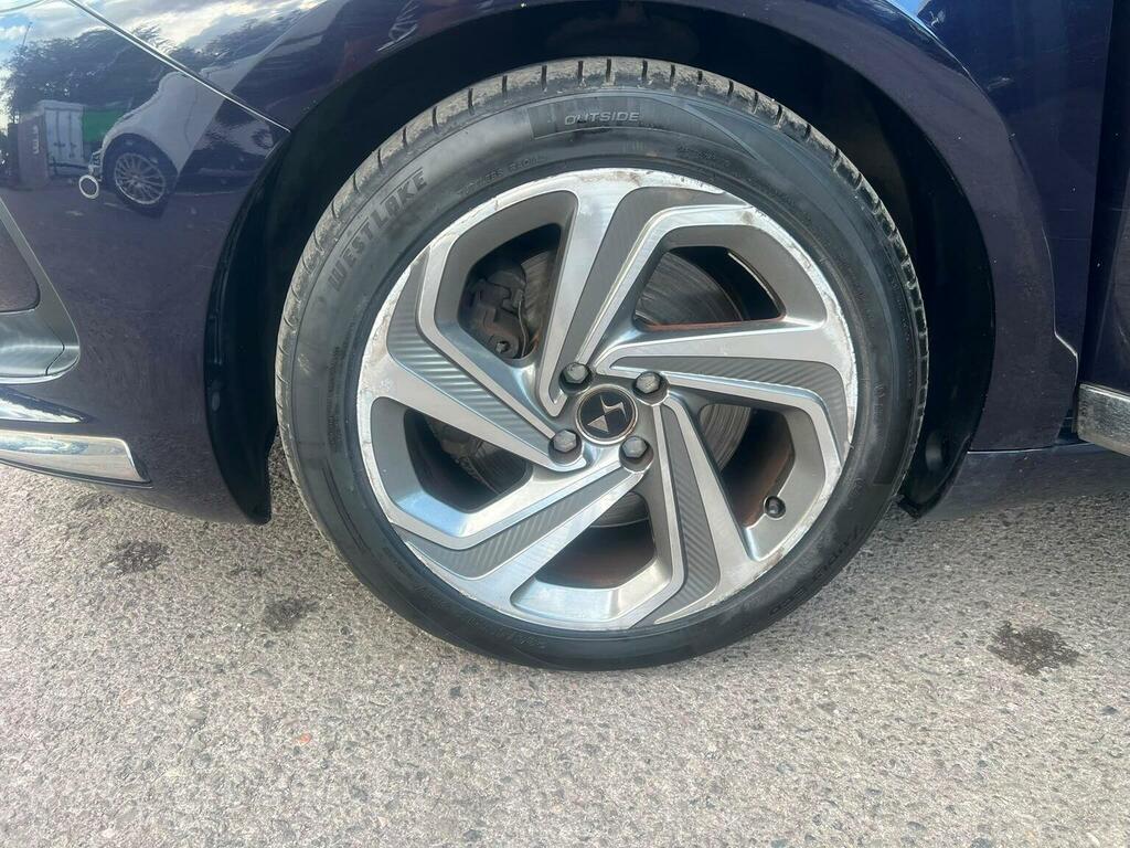 DS DS 5 Hatchback Purple #20
