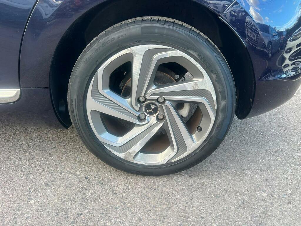 DS DS 5 Hatchback Purple #17