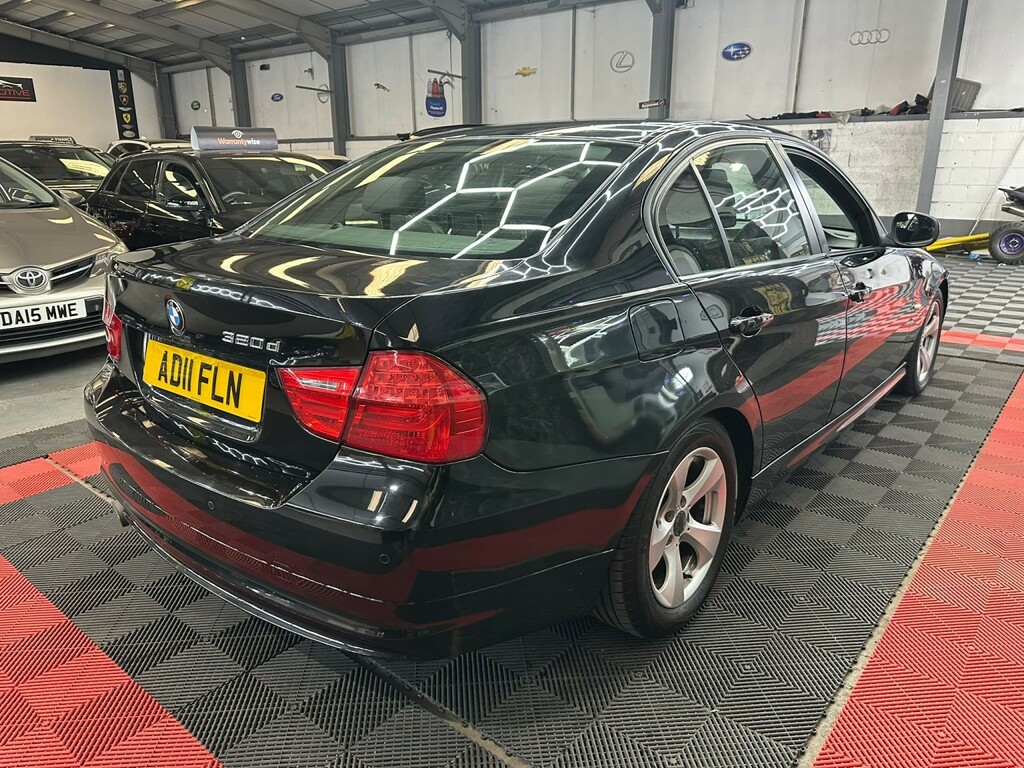 BMW 3 Series Saloon 2.0 320D Efficient Dynamics 201111 AD11FLN Black #5