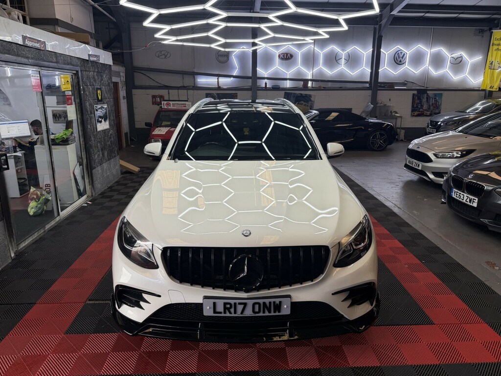 Mercedes-Benz GLC Class 2.1 Glc250d Amg Line White #2
