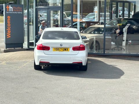 BMW 3 Series Saloon YB67UWX White #3