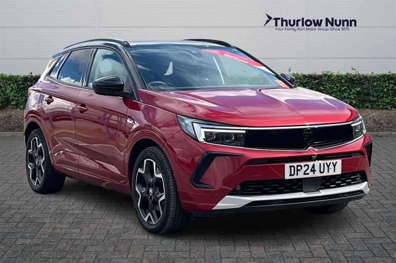 Vauxhall Grandland 1.6 14.2Kwh Ultimate Suv Plug-in Hybrid Red